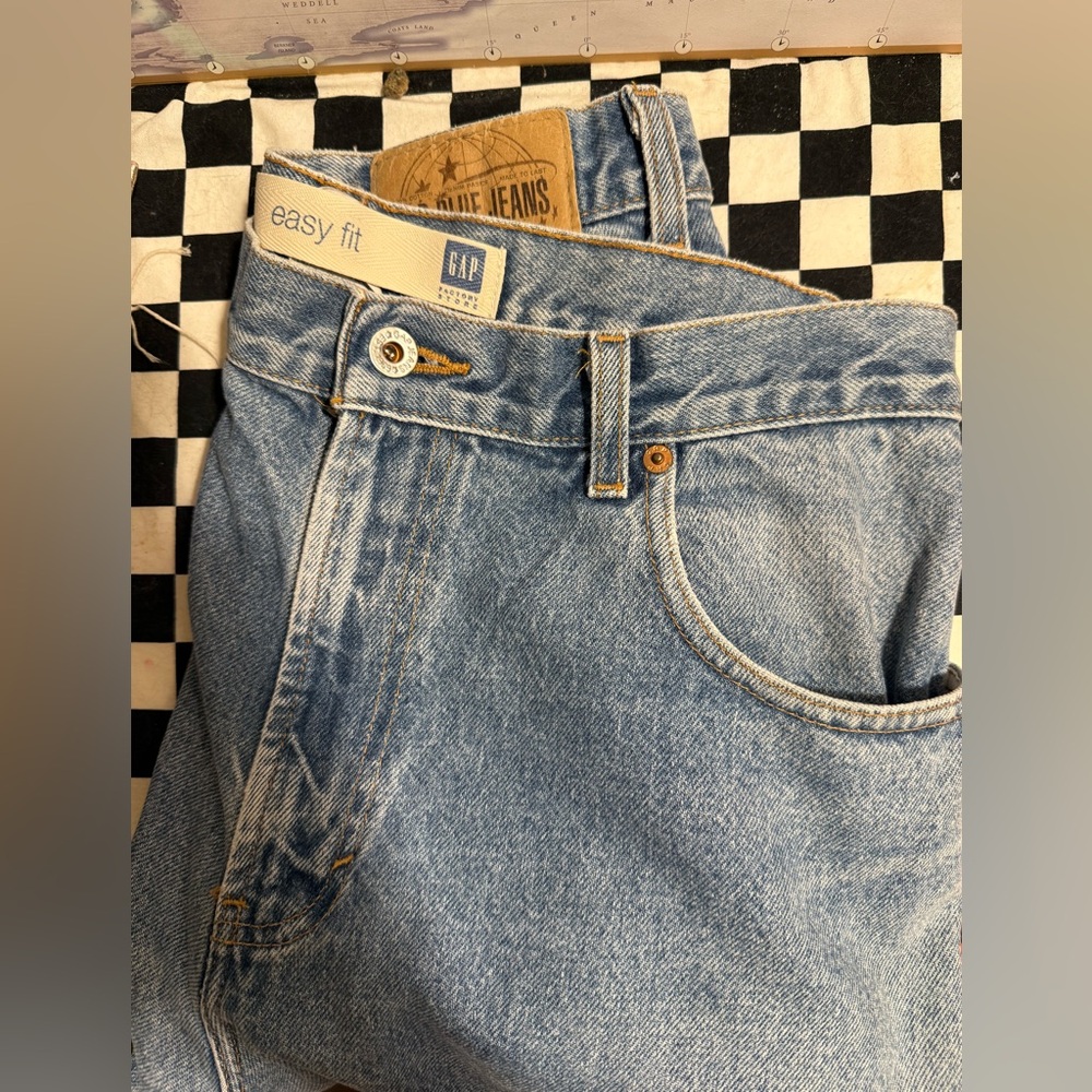 GAP Easy Fit Light Blue Jeans